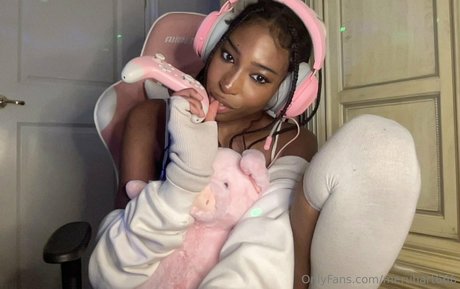 meruhart666 nude actress pictures