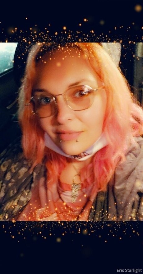 wyldestardust naked pornstar gallery