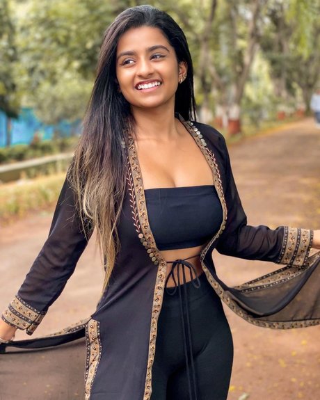 Suhana Khan top star pic