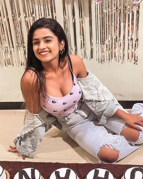 Suhana Khan pornstar hot image