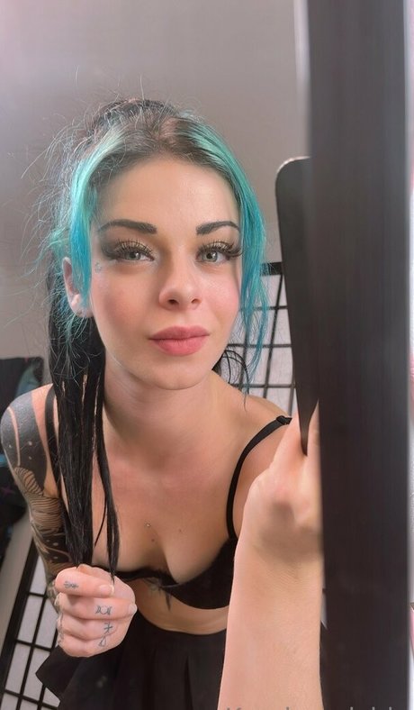 Kuroha xxx model pic