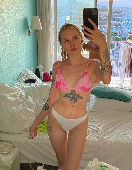 mimicicafree star hot pic