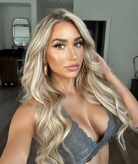 Nikita Sullivan star free img