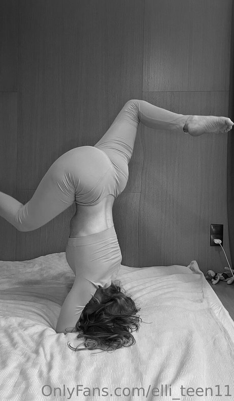 pretty elli pornstar nudes pics