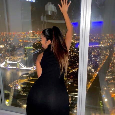 Louaira pornstar hot archive