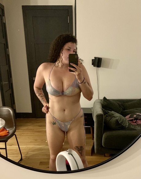 Tiedyeblotter model high quality pics