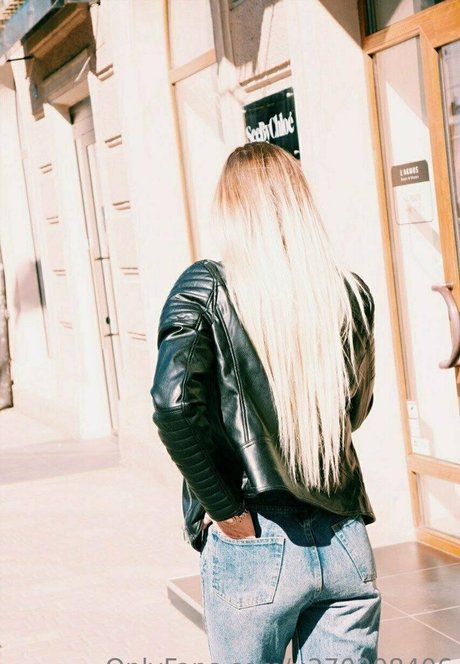 curvy asian onlyfans perfect pictures