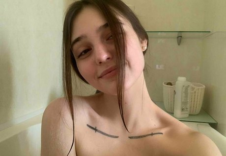 stellamori hot actress photos