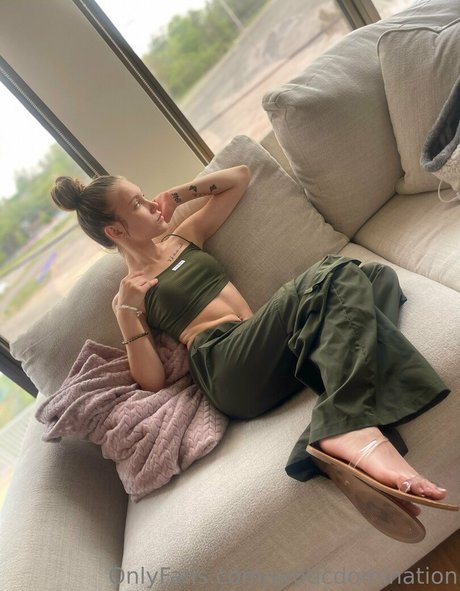 eroticdomination star nudes image