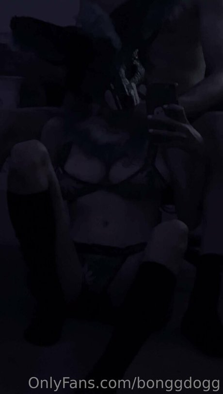 Bonggdogg model nice pictures