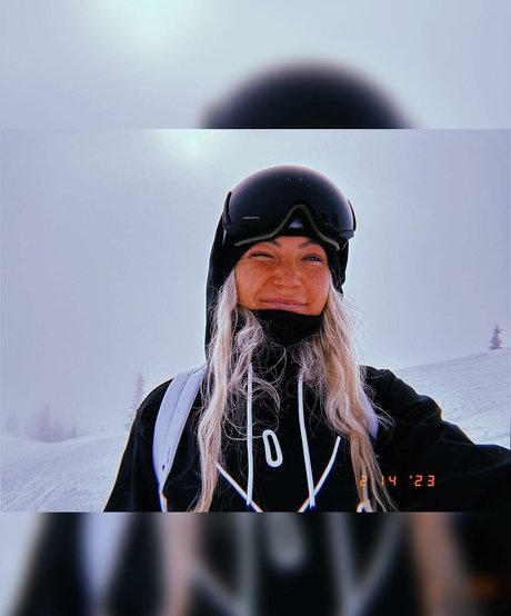 Jordan Elizabeth star pornographic images