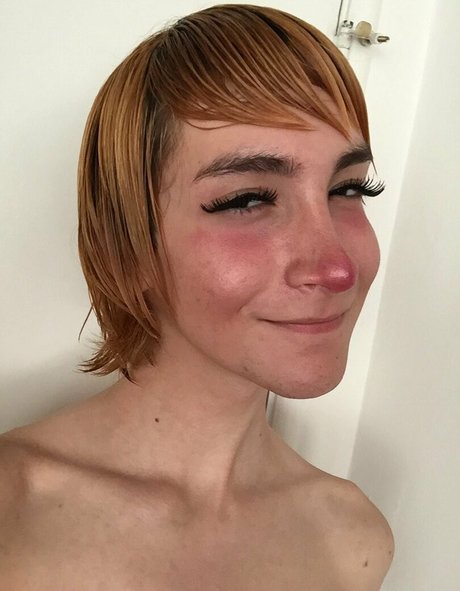 Cassie Brooks star img