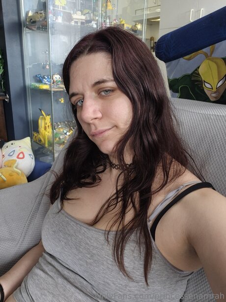 Princesse Namrah model perfect photos