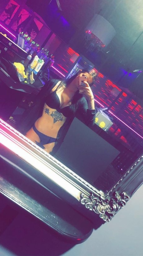 Keni nude model archive