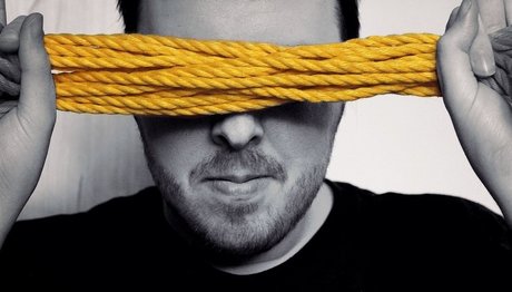 EyeContact star pretty photo