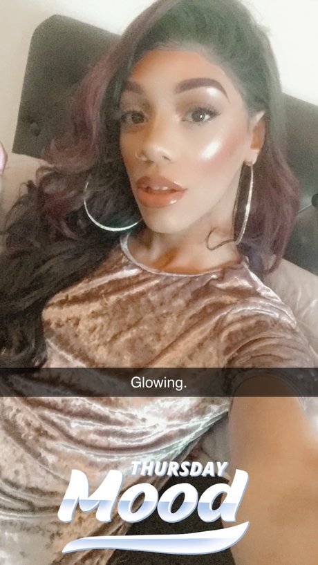 Brook Marie model picture