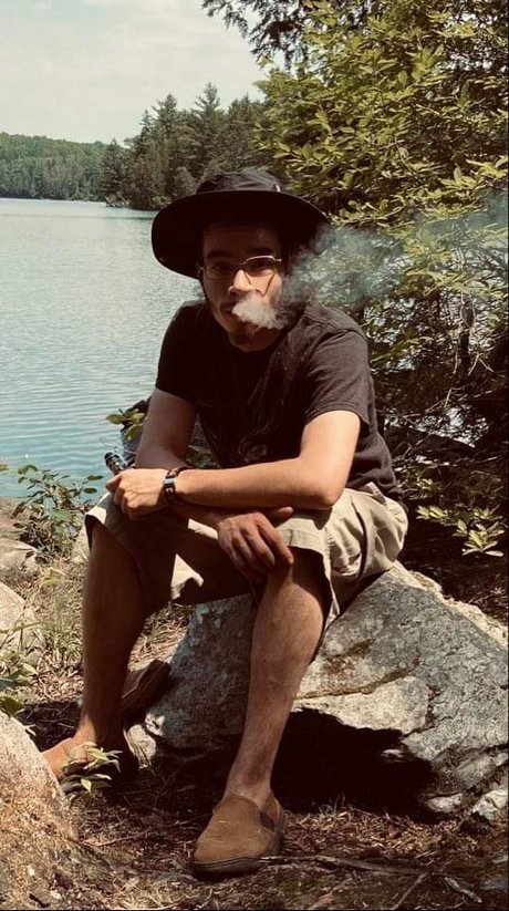 Professional Stoner star art pictures