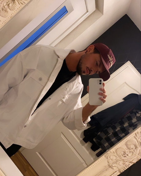 Deny Prezer model nice galleries