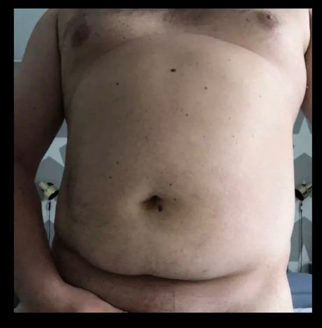 Chubby Bear free model pics