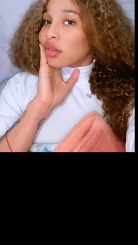 DanielaHC hd pornstar galleries