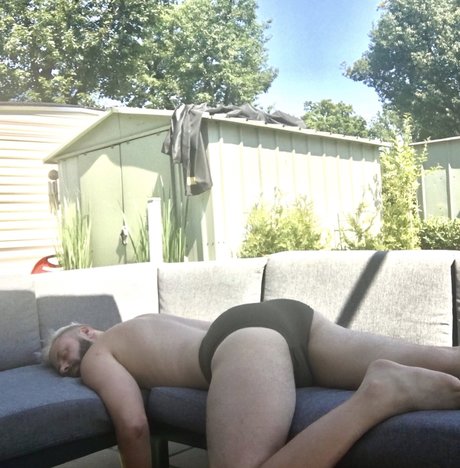 BadPuppyI erotic model images