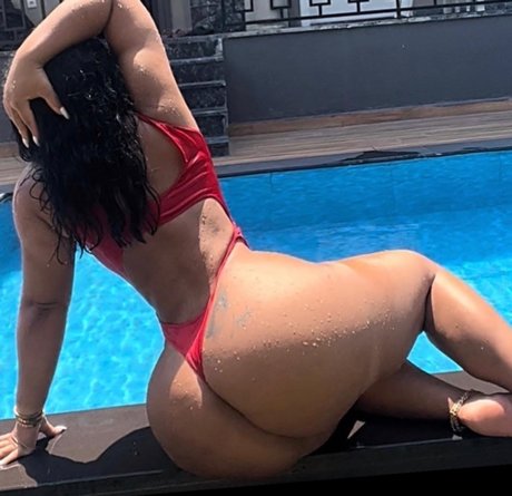 Big Brazil pornstar exclusive image