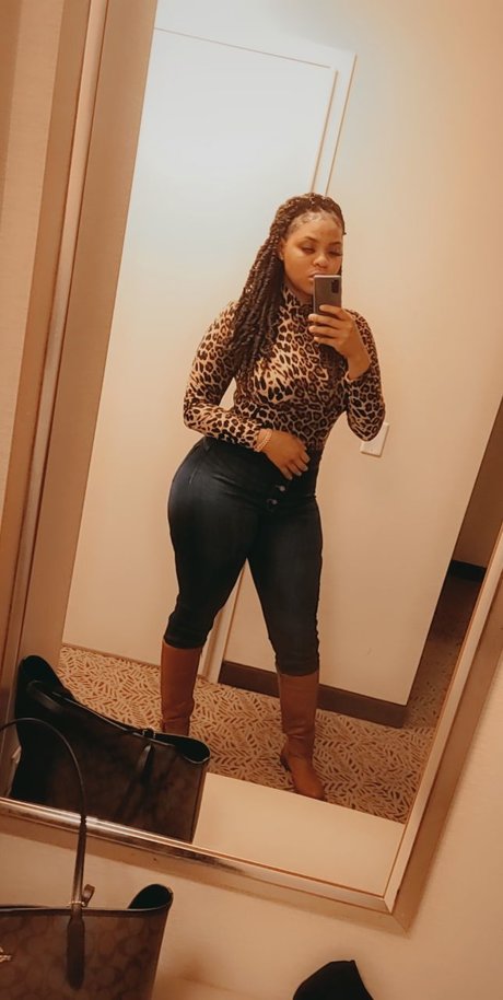 Nodia Sav pornstar beautiful photo