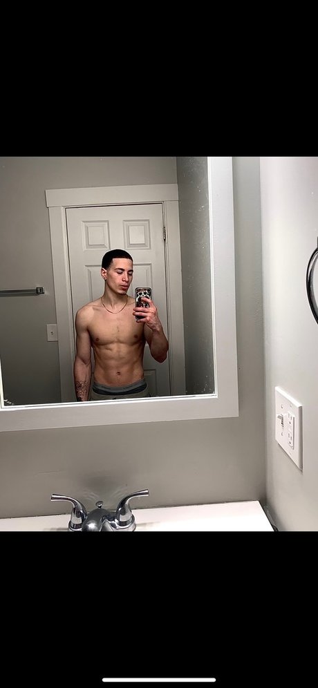 Se7ven 2 pretty star pic