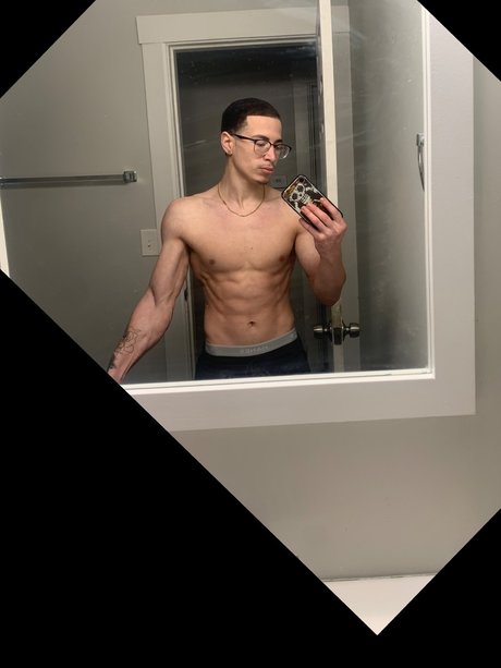 Se7ven 2 star nude pictures