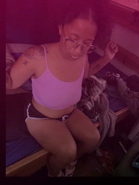 _Honey Pooh_ model nudes galleries