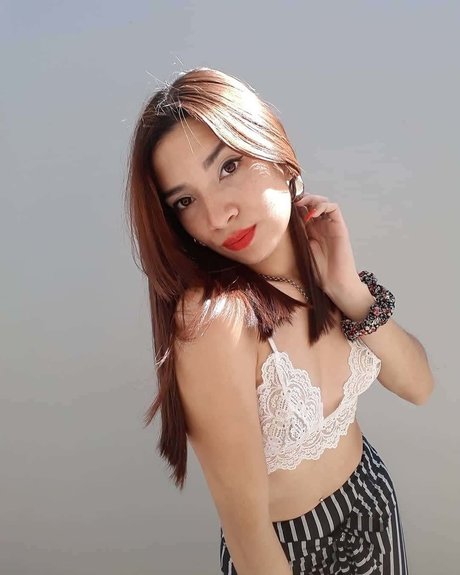 Diamela_ star porn picture