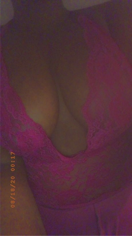 Dede sexy actress pic