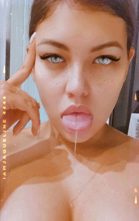 Dakota Ichigo nice pornstar pictures