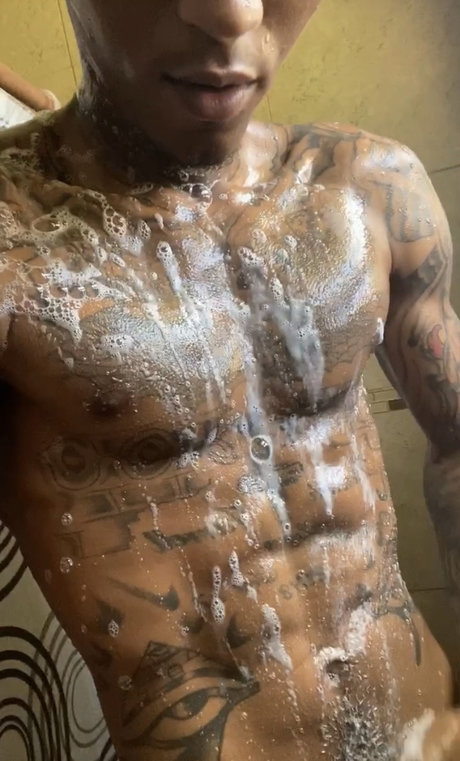 _Diver uncut_ star beautiful img