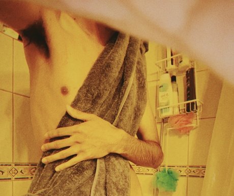 Q Incognito star beautiful archive