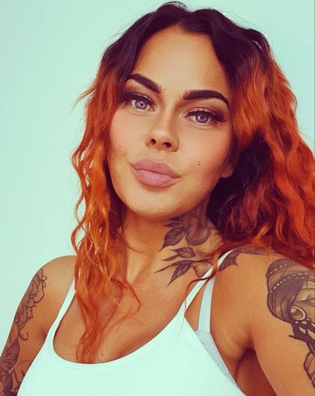 Juulia star pretty pics