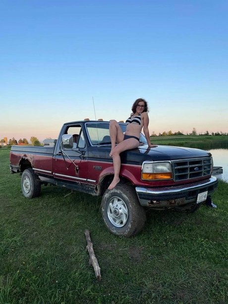 Molly Rider hot star pic