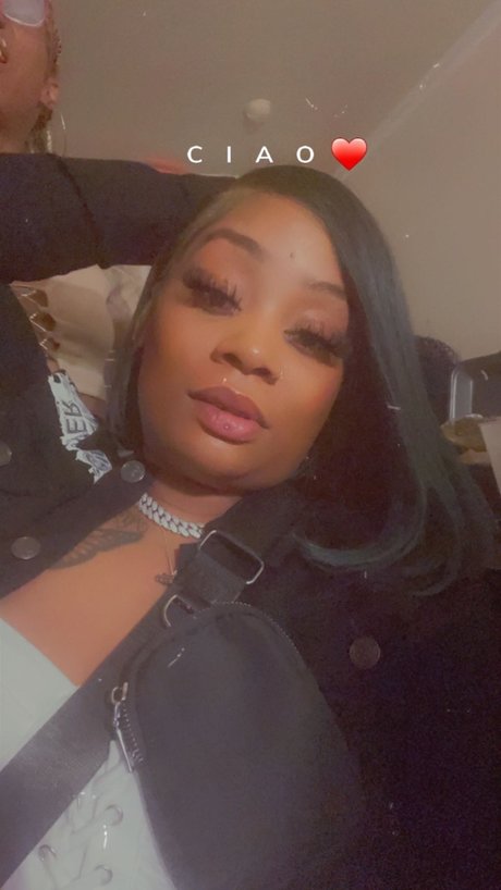 Dolly molly pornographic actress images