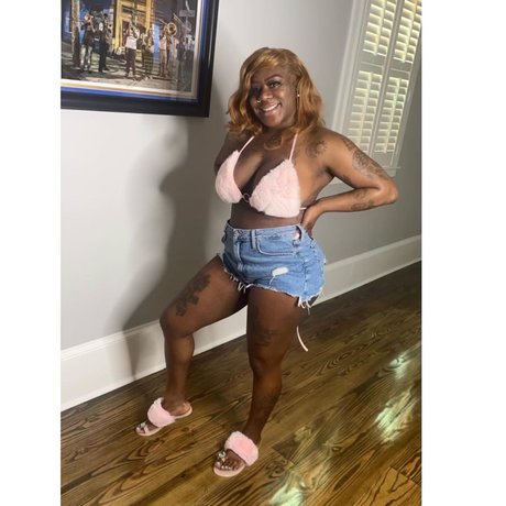 Devil s Angel_ exclusive star picture