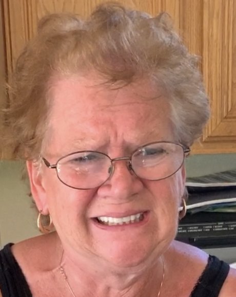 Queen of Farts model exclusive gallery