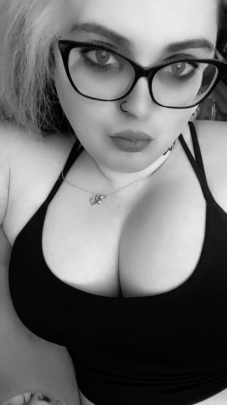 Queen Brittany free star archive