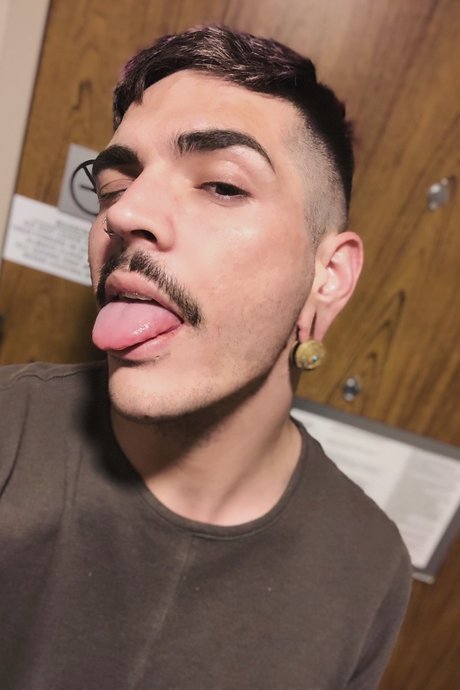 Oliver Wild Dean pornstar beautiful images