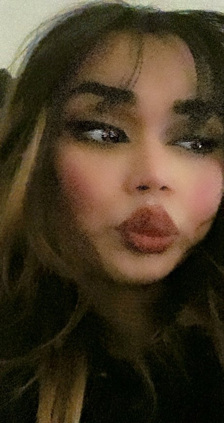 Badru 2 0 model sexy img