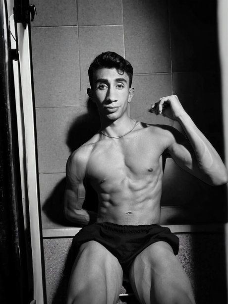 danny ford beautiful actress images