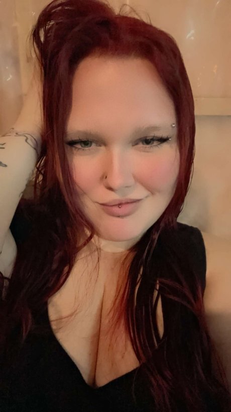 DevilishAngel420 nude star galleries