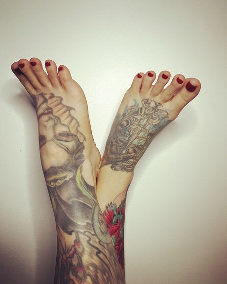 Desire Sole sex model photo