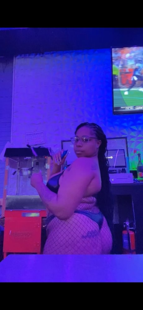 DutchesMFLoovee perfect model pictures