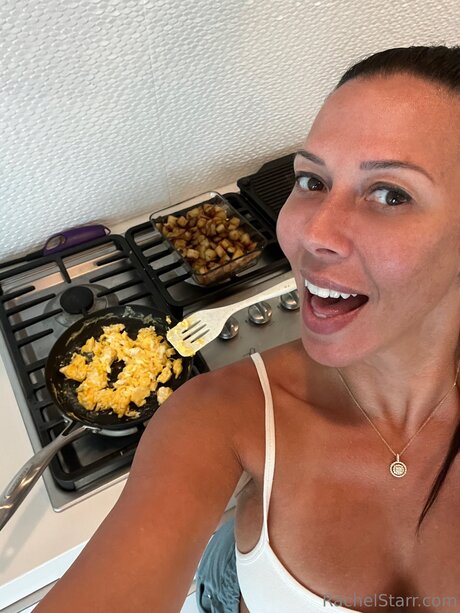 Rachel Starr model pretty pics