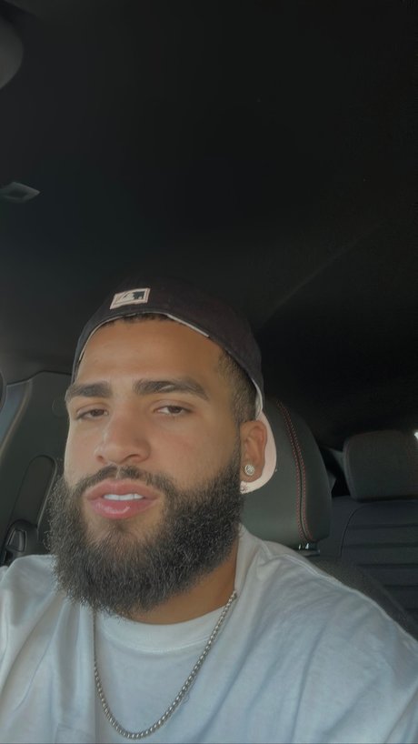 Josue Vargas top model photos