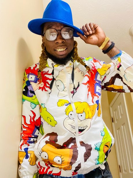 FamousFinesse xxx actress photos